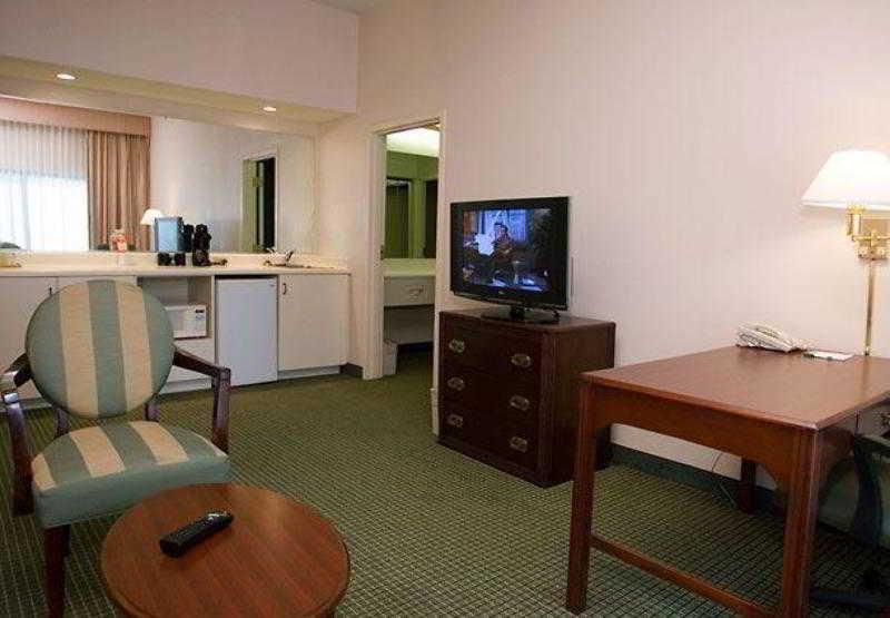 คอร์ทยาร์ด ลาฟาแยต แอร์พอร์ต Hotel ลาฟาแย็ตต์ ห้อง รูปภาพ
