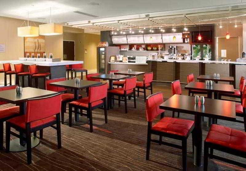 คอร์ทยาร์ด ลาฟาแยต แอร์พอร์ต Hotel ลาฟาแย็ตต์ ร้านอาหาร รูปภาพ