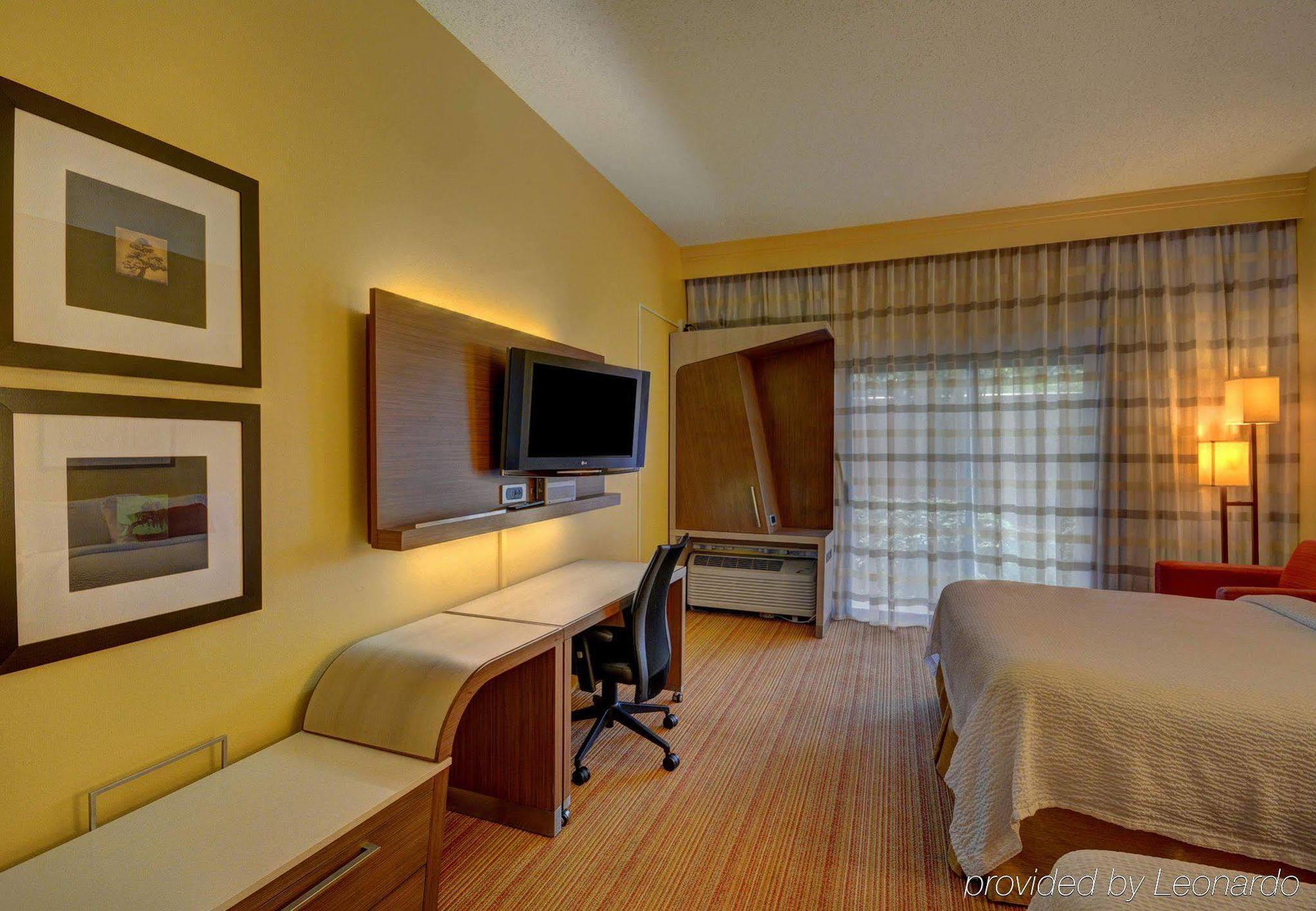 คอร์ทยาร์ด ลาฟาแยต แอร์พอร์ต Hotel ลาฟาแย็ตต์ ภายนอก รูปภาพ